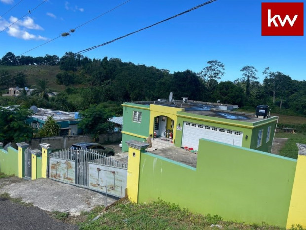 Casa En Bo. Caimital Bajo