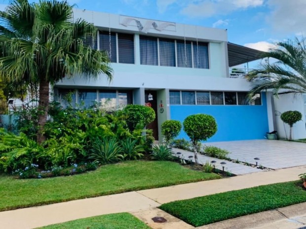 Montecasino venta en Toa Alta, PR