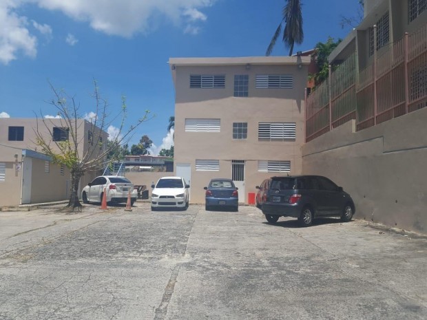 Santa Barbara venta en Gurabo, PR