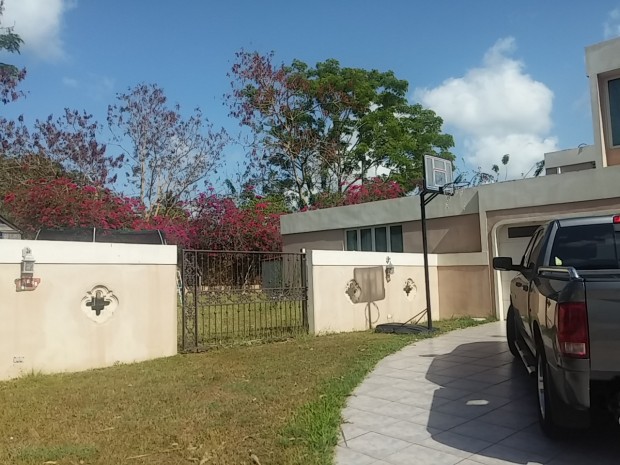 Mansiones De Monte Casino I venta en Toa Alta, PR