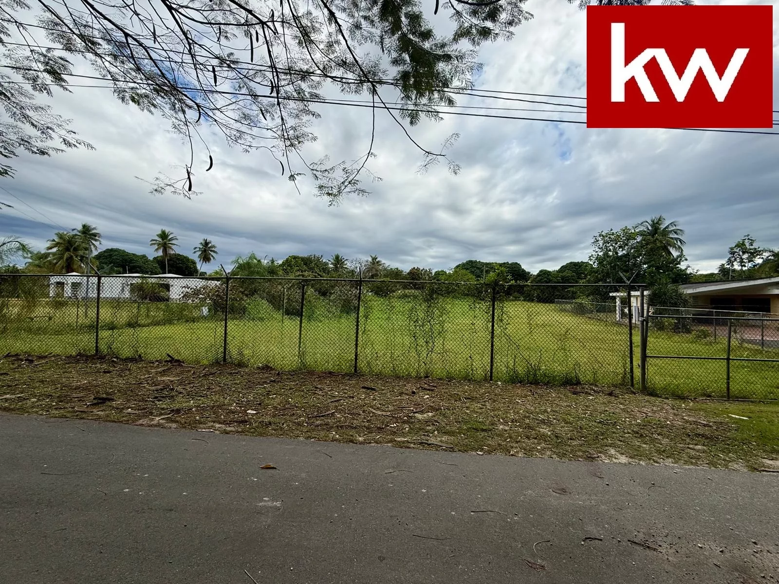 Bo. Coto Norte, Solar en Manati