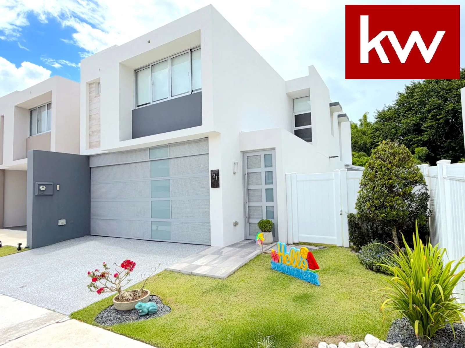 Urb. Rotonda Downtown - Guaynabo