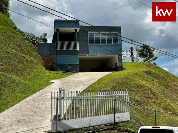 Bo. Ortiz, Casa En Toa Alta