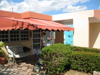 Vista Del Sol        (esquina) venta en Guayama (CENTRO), PR