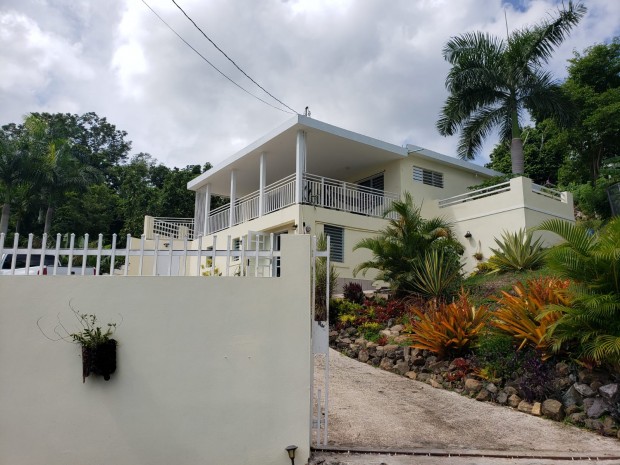 Bo. Santa Cruz venta en Carolina, PR