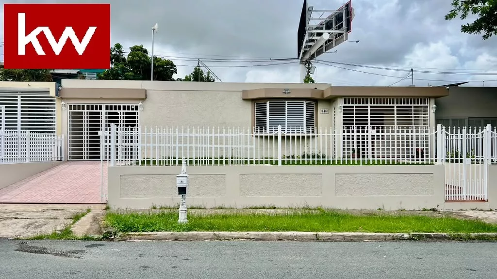Urb. Summitt Hills, Casa en San Juan