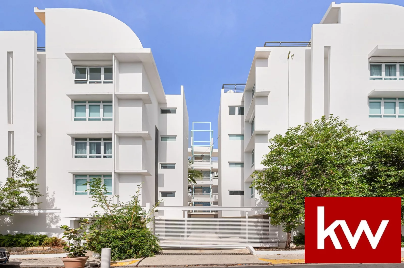 Cond. Atlantic Court, Apartamento En San Juan