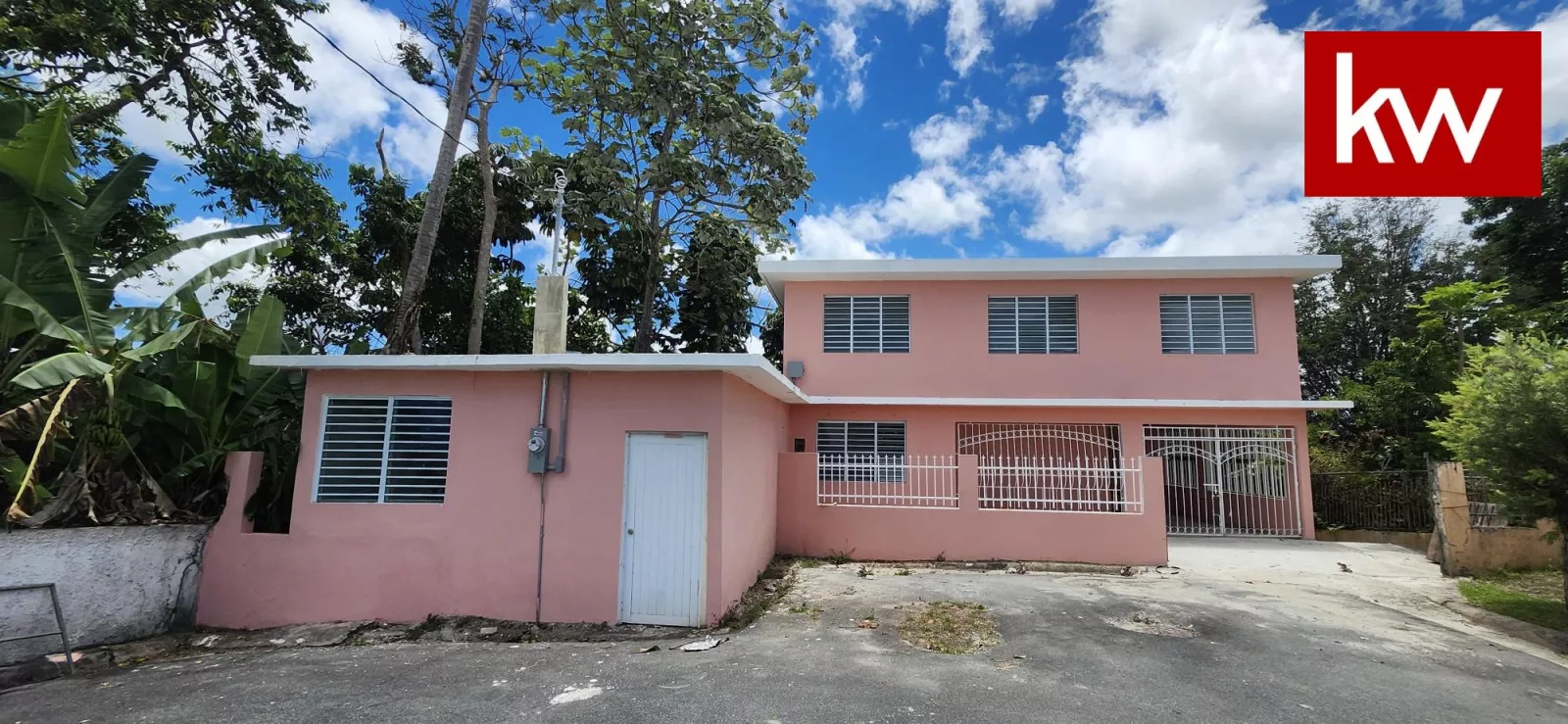 Urb. Fernandez, Casa en Cidra