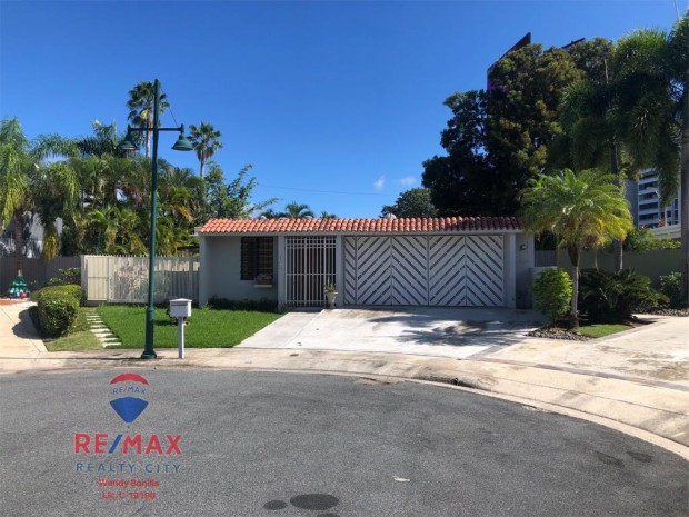 Mansiones De Garden Hills venta en Guaynabo, PR