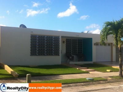 Urb. Los Flamboyanes venta en Gurabo, PR