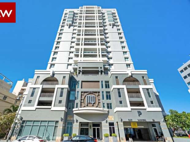 Apartamento Cond. Metro Plaza