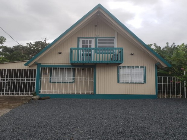 Com. Piñones venta en Loiza, PR