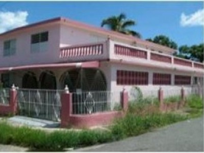 Com Puerto De Jobos Esquina venta en Guayama, PR