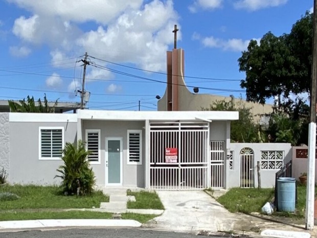 Santa Juanita