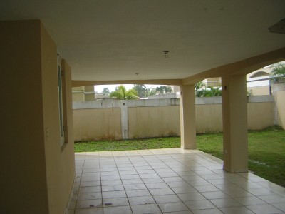 Paseo Los Corales venta en Dorado, PR