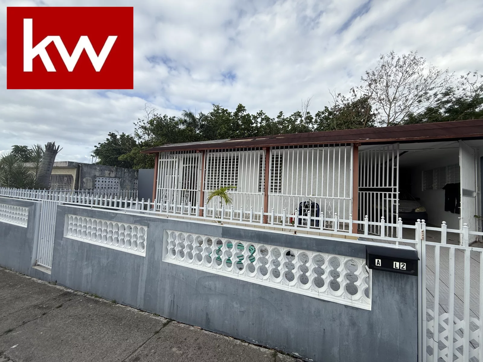 Urb. Santa Elena, Casa en Bayamón