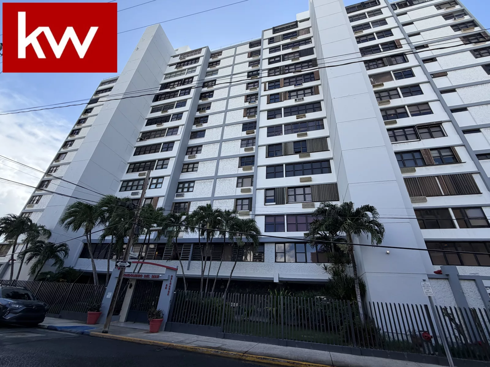 Condominio Del Mar, Apartamento en San Juan