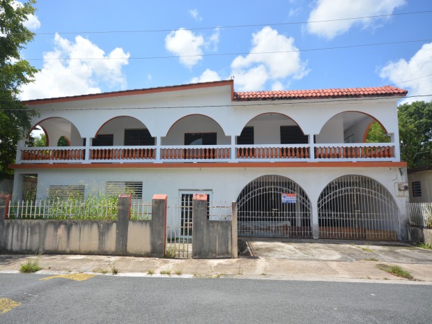 Campanillas venta en Toa Baja, PR