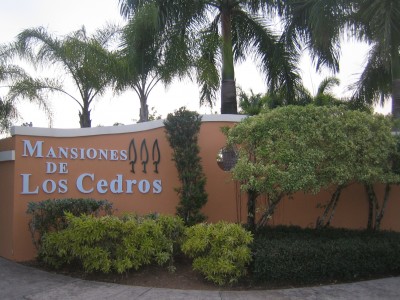 Urb. Mansiones De Los Cedros venta en Cayey, PR