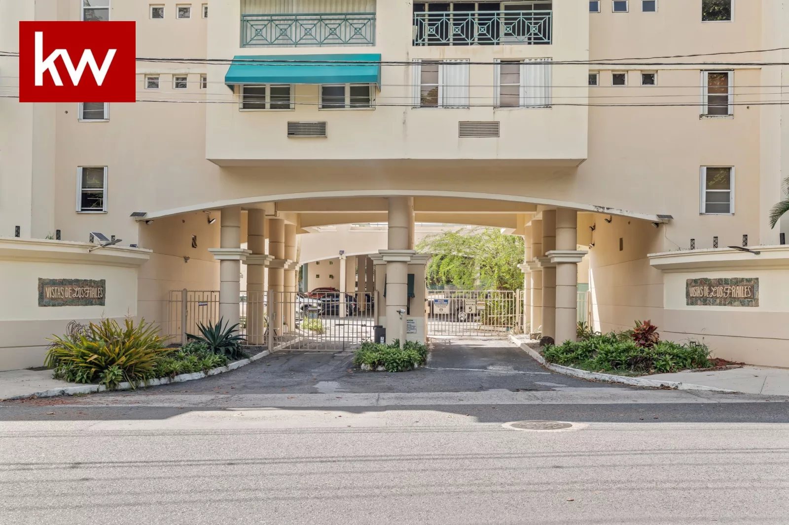 Cond. Vistas de los Frailes, Guaynabo