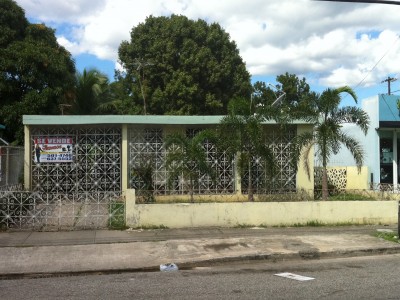 Ave. Principal Villa Flores venta en Ponce, PR