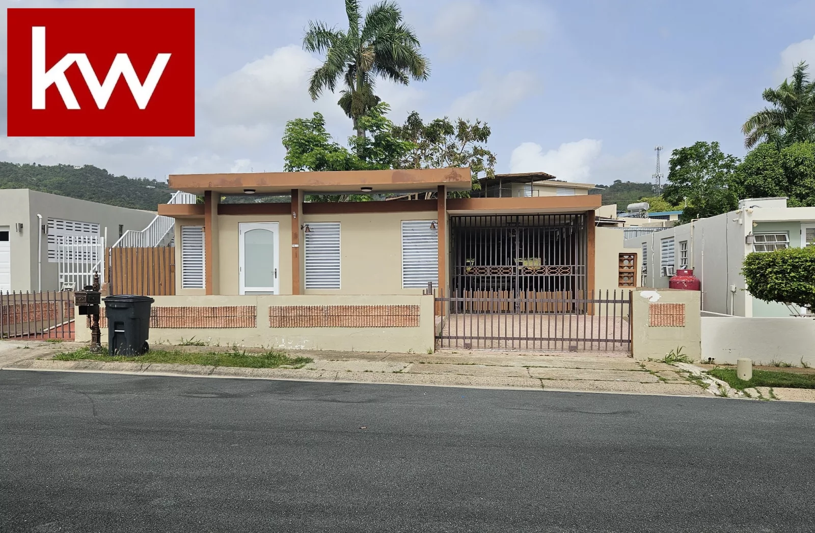 Urb. Villa Nueva, Casa En Caguas