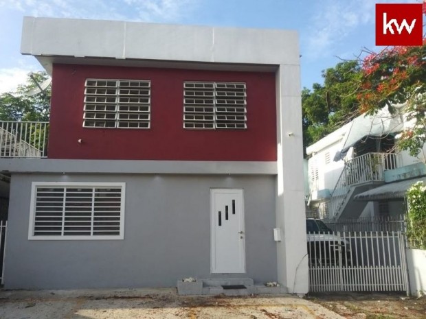 Urb. Puerto Nuevo, Casa En Sj