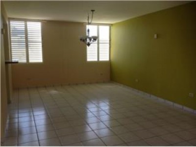 Puerto Nuevo venta en Vega Baja, PR