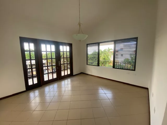 Casa en Urb. Roble Valley, humacao - foto 5