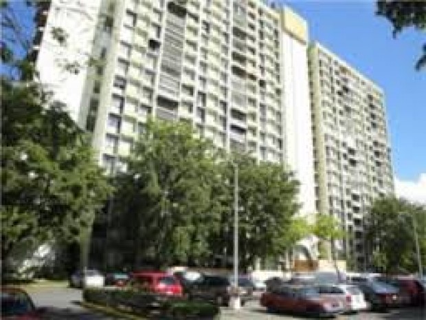 Condominio Riverside Plaza I en Venta en Bayamon, PR