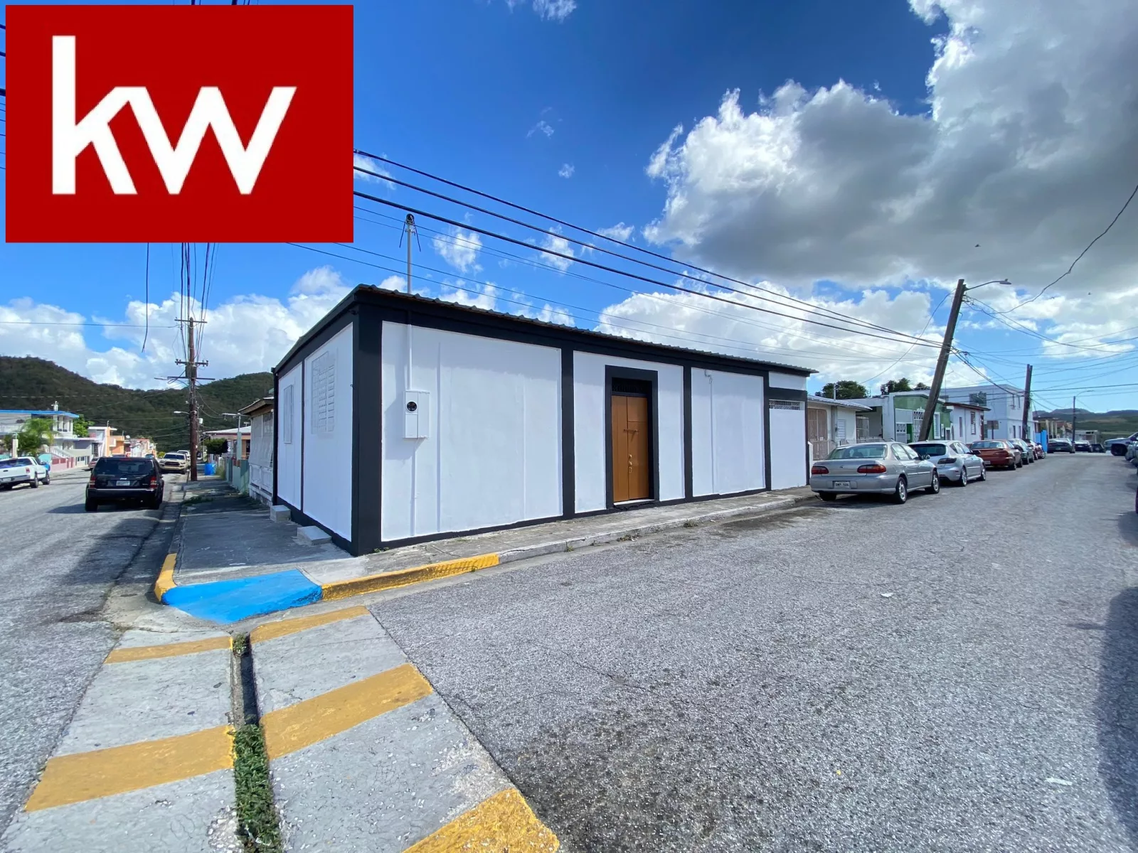 Bo. Pueblo, Local Comercial en Coamo