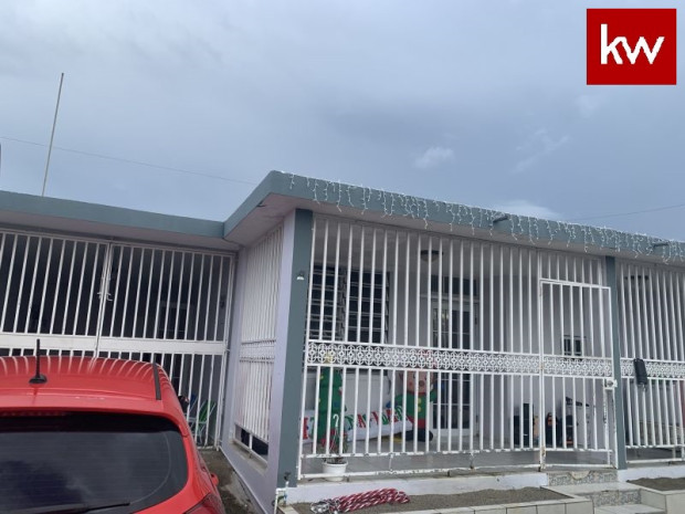 Casa En Urb. Villa Maria