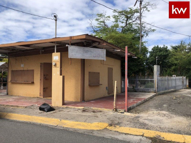 Casa Urb. Salinas Providencia