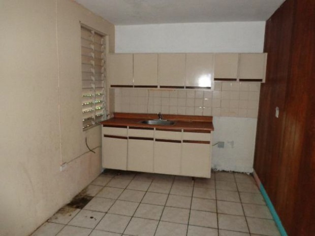 Hermanas Dávila, Calle A venta en Bayamón, PR