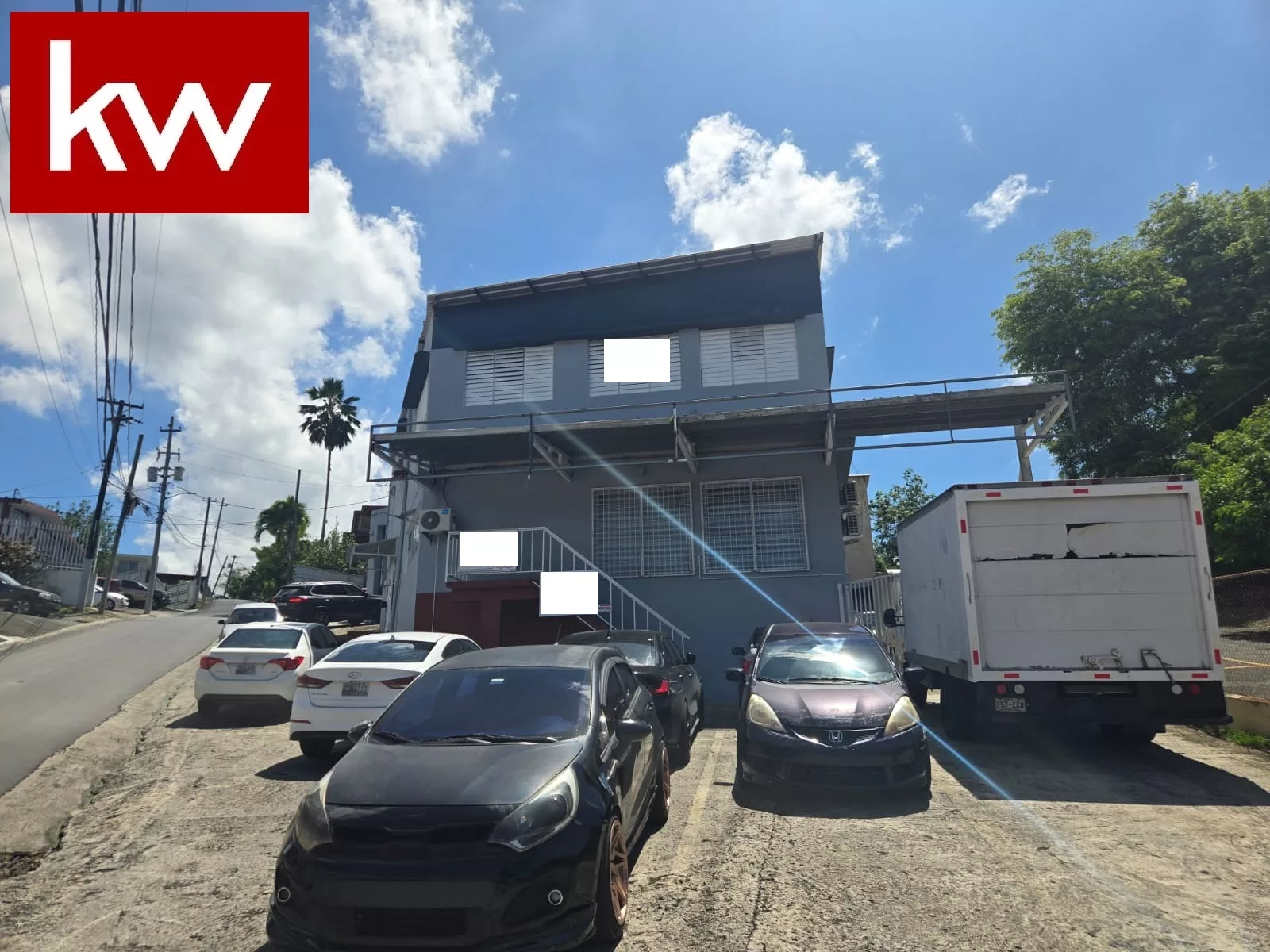 Bo. Camarones, Comercial en Guaynabo