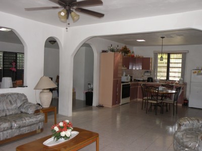 Valle De Altamira 1,200m2 venta en Ponce, PR