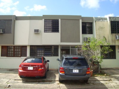 Pem Court