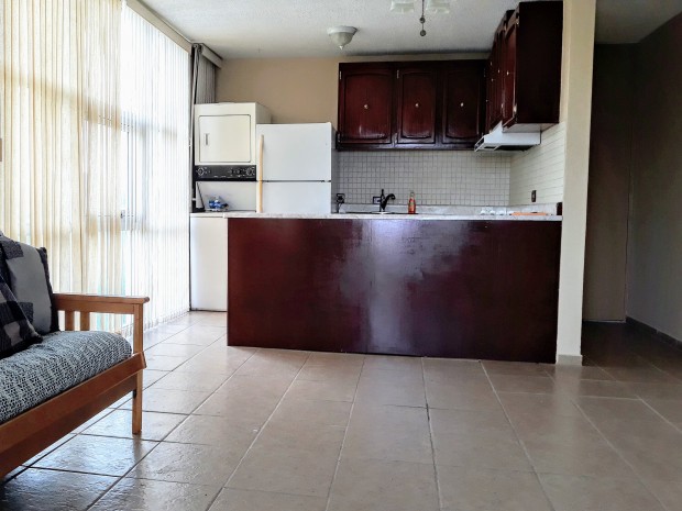 Apt. Cond. El Mirador, Esc. Me