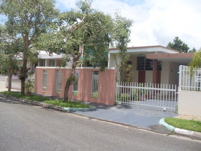 Urb. Fernández venta en Cidra, PR