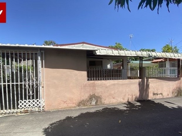 Bo. Amelia, Casa En Guaynabo