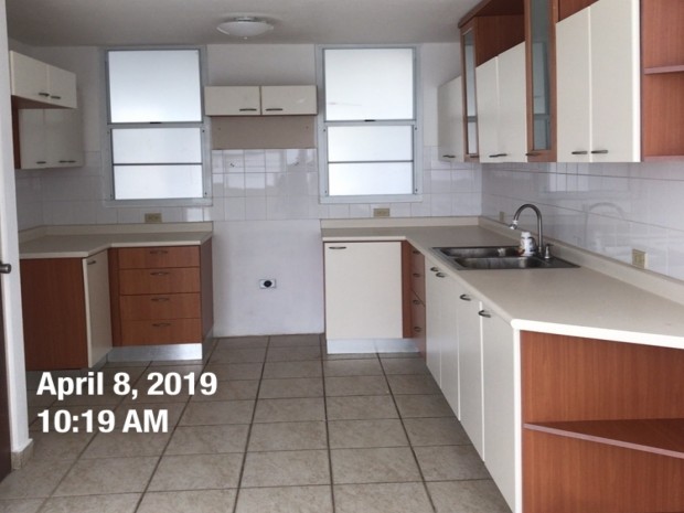 Urb. Jardin Dorado venta en Dorado, PR