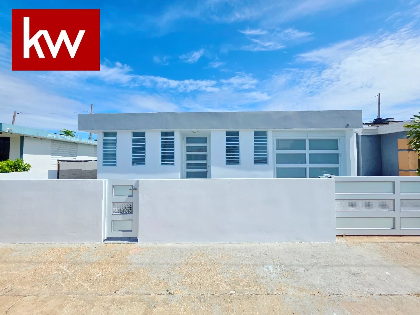 Urb. Costa Brava, Casa en Isabela