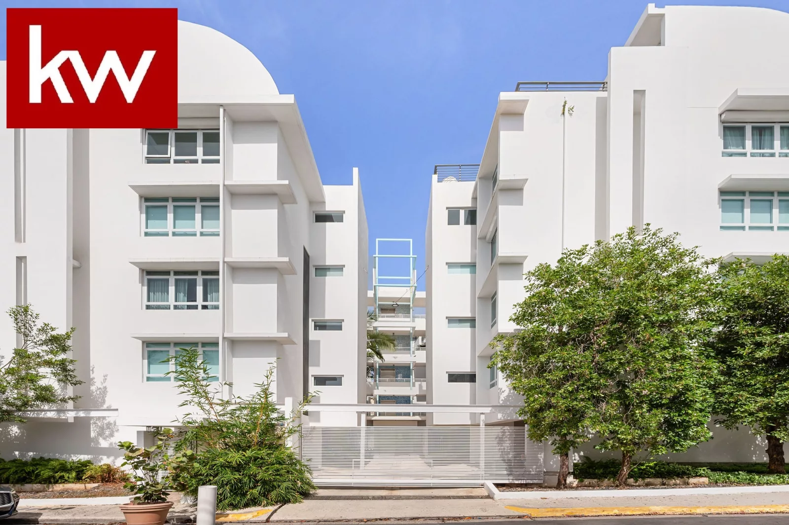 Cond. Atlantic Court - San Juan