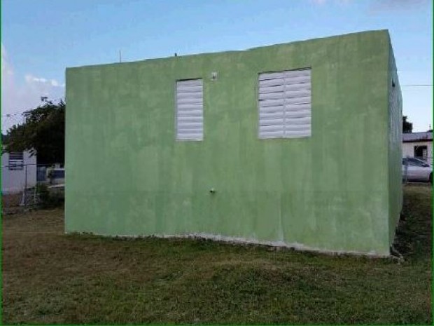Com. La Carmen En Salinas, 3-1 venta en Salinas, PR
