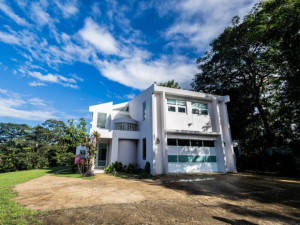 casas en venta o alquiler en Río Piedras