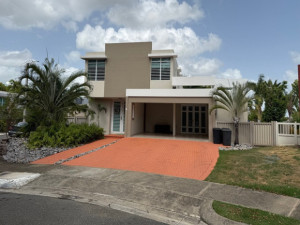 casas en venta o alquiler en Coamo