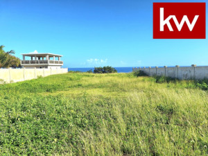 casas en venta o alquiler en Quebradillas