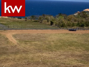 casas en venta o alquiler en Quebradillas