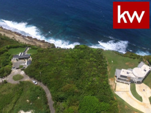 casas en venta o alquiler en Quebradillas
