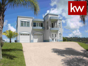 casas en venta o alquiler en Corozal